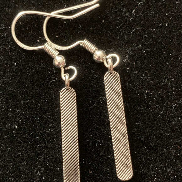 Earrings - Picture 3 of 4